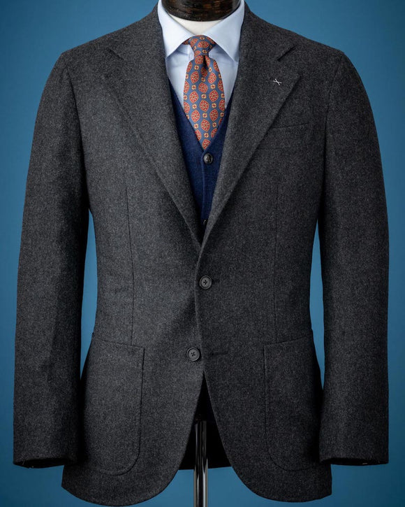 Spier & Mackay Neapolitan Cut Suit, Charcoal Flannel – Oxford & Evergreen Spier & Mackay Neapolitan Cut Suit, Charcoal Flannel – Oxford & Evergreen